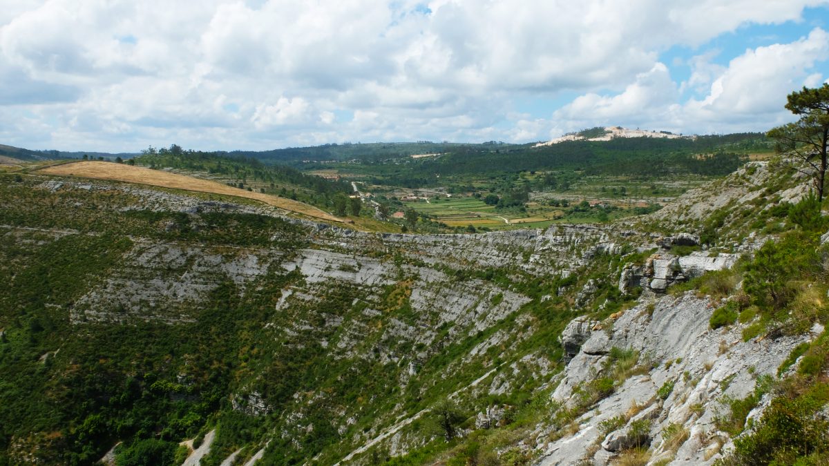 Hike_Land_Praia_Jurassica_11